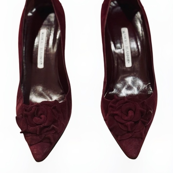 Manolo Blahnik Shoes - Manolo Blahnik Lisa Burgundy Suede Flower Pumps 40.5